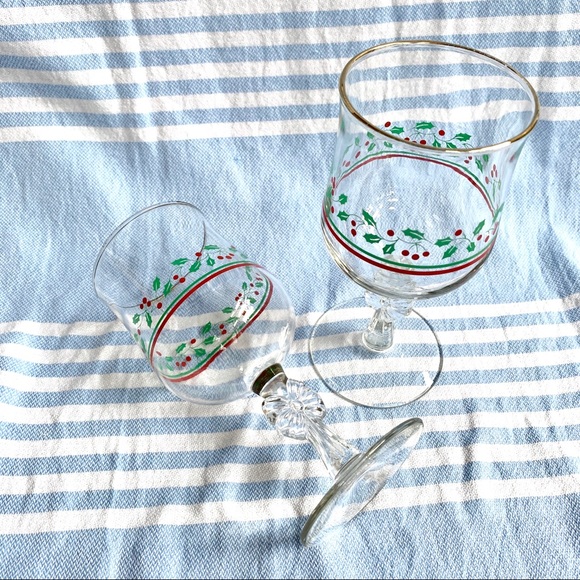 Holiday Drinking Glasses (2) - Picture 6 of 11